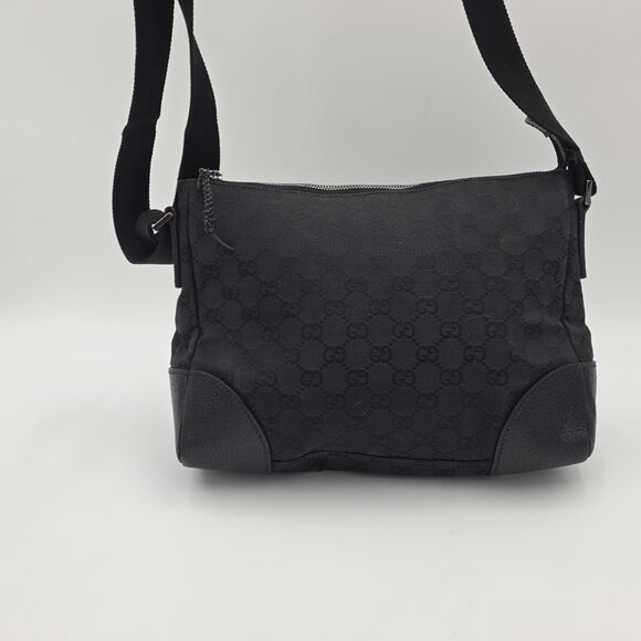 Gucci Quilted Leather GG Marmont Small Shoulder Bag in Black  Gucci Black GG Shoulder Bag